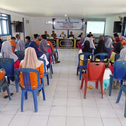 PELATIHAN DAN PENGELOLAAN WEBSITE DESA